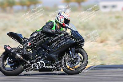 media/Apr-13-2024-SoCal Trackdays (Sat) [[f1617382bd]]/3-Turn 4 (1010am)/